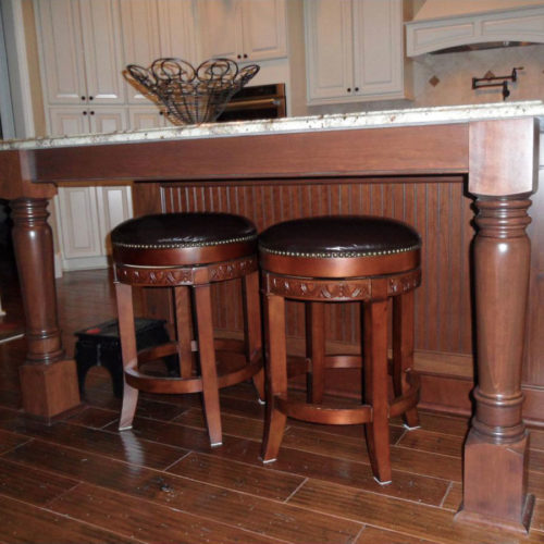kitchen island design with classic wooden legs