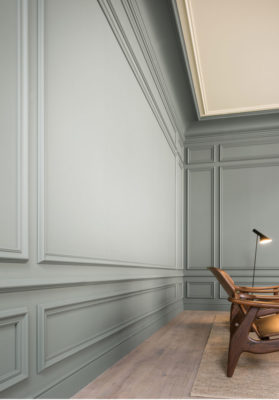 Interior with paneled walls; Interior design ideas; wall decor inspiration