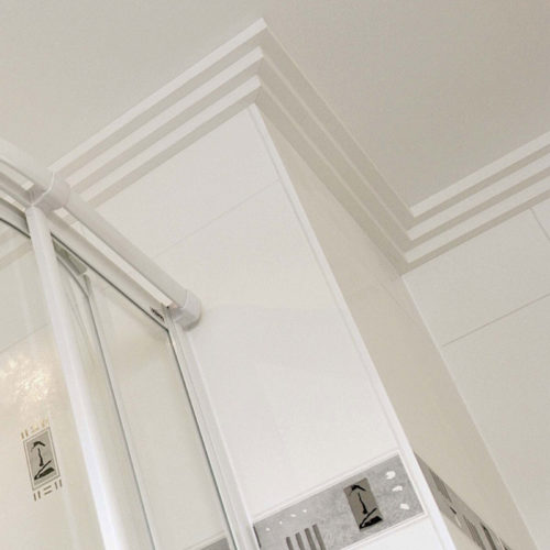 bathroom with moden crown molding, modern bathroom molding ideas; crown molding for bathroom